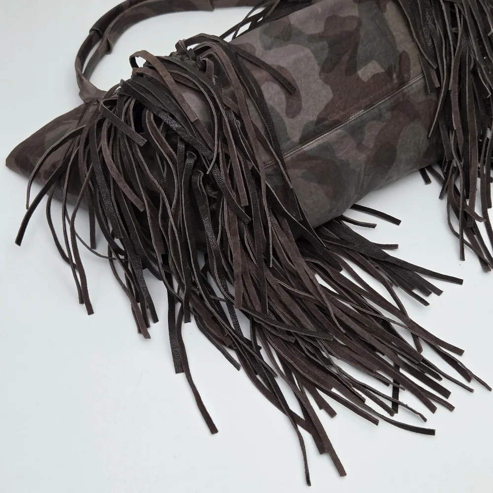 FREE PEOPLE CHRISTIANSEN CAMUFFARE CAMO CAMOUFLAGE LEATHER FRINGE TOTE BAG
